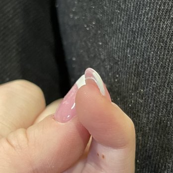 Nail Art Studio - WAY too thick of artificial nails and not all the way painted on the sides - Nail Salons Near Me - Northbrook, Illinois