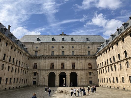 San Lorenzo de El Escorial by null