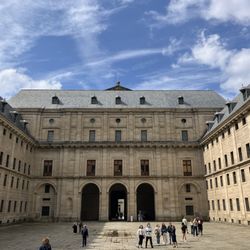 Real Monasterio de San Lorenzo de El Escorial - Courtyard