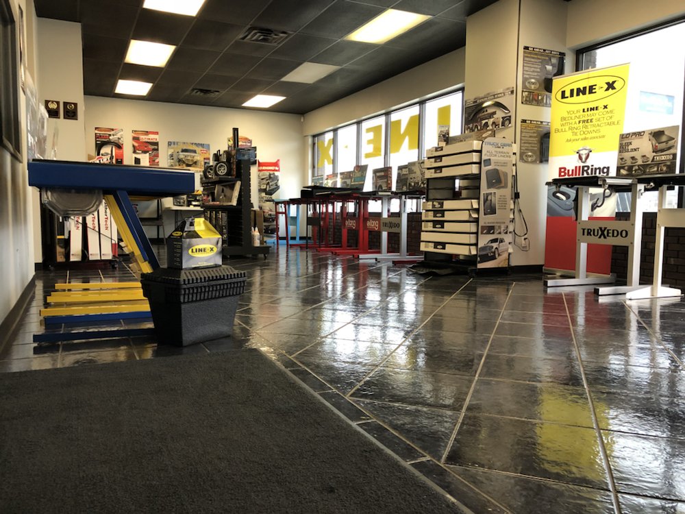 LINE X OF ASHLAND Updated August 2024 17 Photos 2600 Greenup Ave