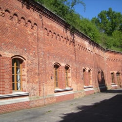 Fort Gorgast - Das Fort Gorgast, hinter den neuen Fenstern verstecken sich die Kasematten.