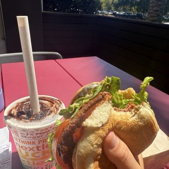 Next Level Burger - Classic Burger & Organic Cookies N' Cream Shake - Burgers Near Me - Concord, California
