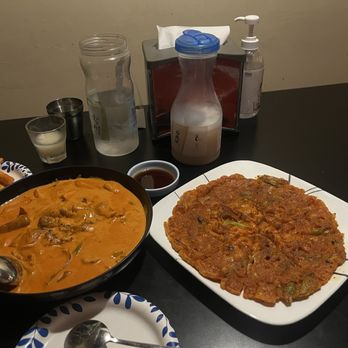 Cafe Princess Pig - Kimchi Pancake & Rose Tteokbokki & Soju Cocktail - Bars Near Me - Honolulu, Hawaii