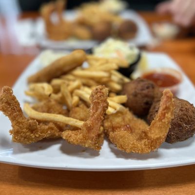 Photo of Beau Legs - Lacey, WA, US. Hubby and I shared tonight - I got the large fried shrimp and he got the large halibut. So good!!