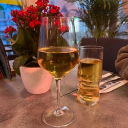 Mykonos - Retsina lecker
