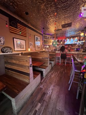 Ben's Neighborhood Grill & Tap by null