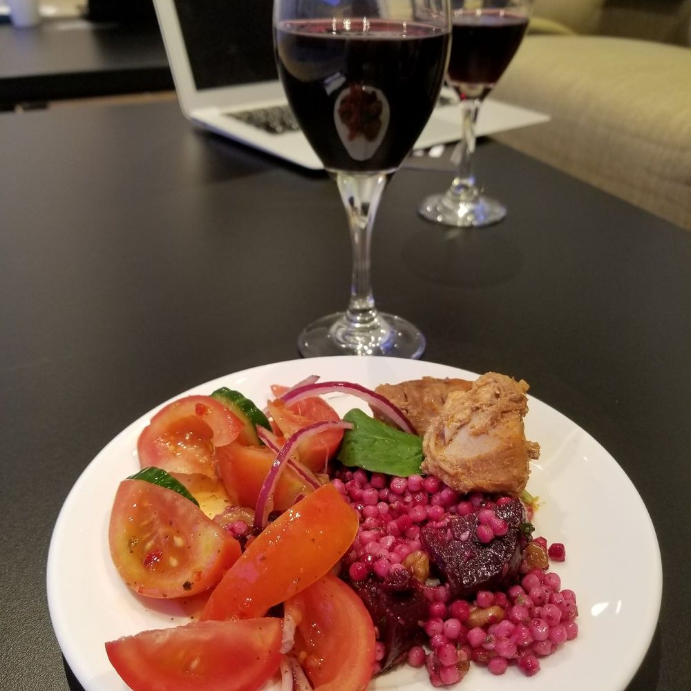 Strata Lounge - A mix of hot & cold food + vino. - Airport Lounges Near Me - Auckland, AUK