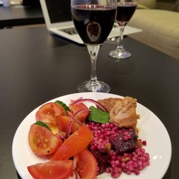 Strata Lounge - A mix of hot & cold food + vino. - Airport Lounges Near Me - Auckland, AUK