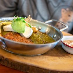 Villa Azteca - Cazuelita $30 "filet mignon, salsa roja, salsa verde, queso fresco, grilled cactus, grilled scallions, avocado, handmade tortillas"