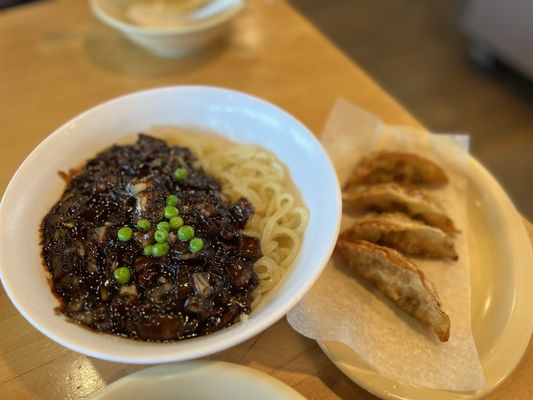 Paik's Noodle / 홍콩반점 산호세 by null