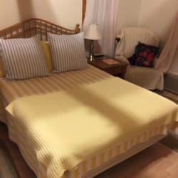 Adams'house - The bed