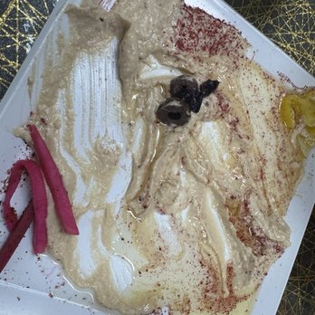 Falahi Bro's Middle Eastern Cuisine - Hummus plate - Middle Eastern Near Me - Vancouver, Washington
