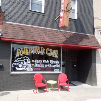 Railroad Cafe - Storefront - Cafes Near Me - Mitchell, Indiana
