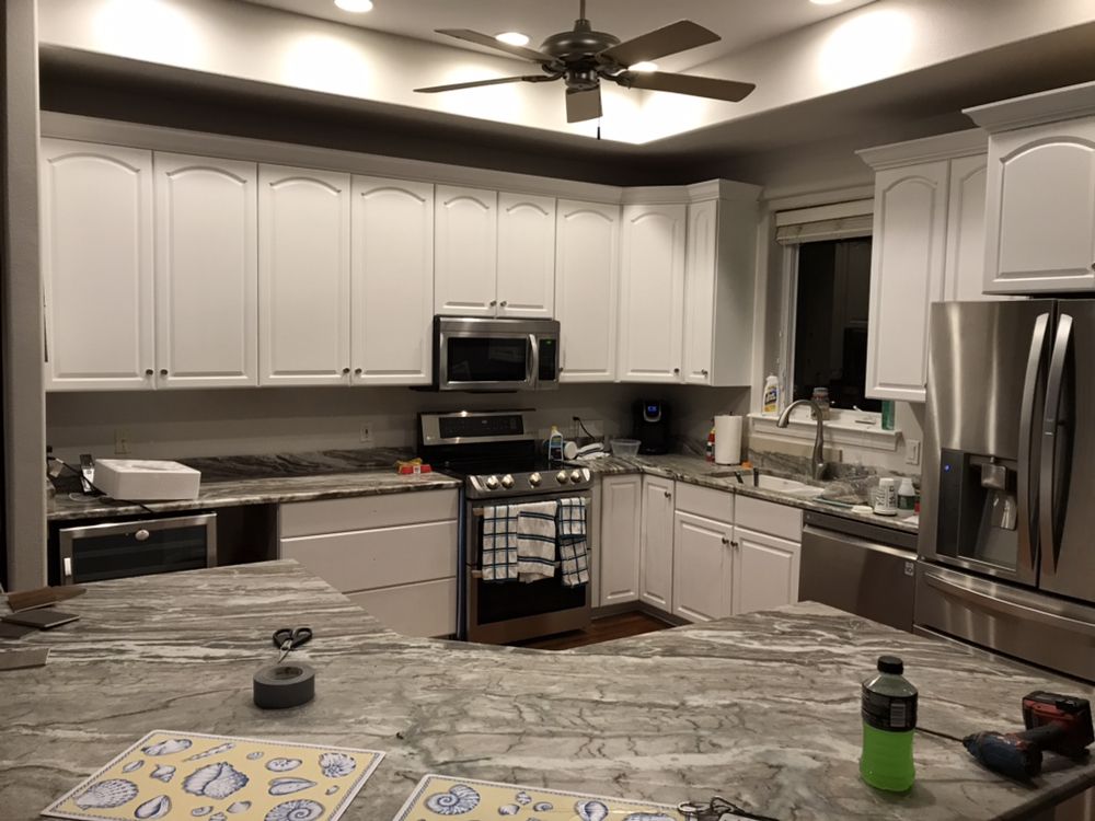 Kelson Customs - Garage Door Contractor in Pensacola, FL