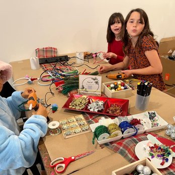 Design Hive - Creating wearable art! - Art Classes Near Me - Los Angeles, California Design Hive - Creating wearable art! - Art Classes Near Me - Los Angeles, California