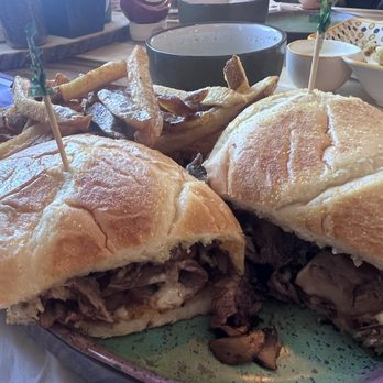 Joes Green Barn - Breakfast & Brunch Near Me - McKinleyville, California Joes Green Barn - Breakfast & Brunch Near Me - McKinleyville, California