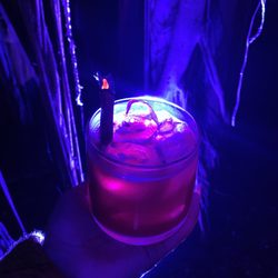 Amapola - Jamaica w mezcal and a smoking cinnamon stick for aroma, so nice I had to have it.. thrice!
