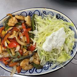 El Lobo Mexican Resturante - Fajitas mix