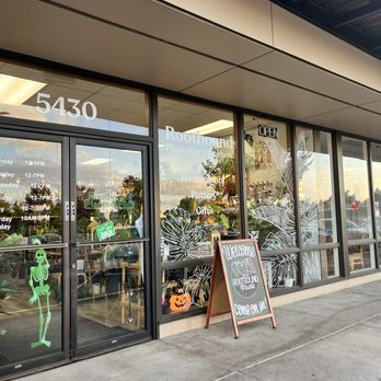 Rootbound Plants & Pots - Nurseries & Gardening Near Me - Keizer, Oregon