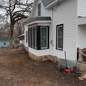 Tell Construction - Side of my house - General Contractors Near Me - Mason City, Iowa Tell Construction - Side of my house - General Contractors Near Me - Mason City, Iowa