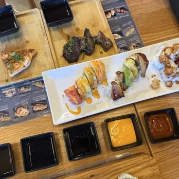 Kizame Sushi - Yuzu, Ponzu, Soy Sauce, Spicy Mayo and Sriracha. ¡Oh! and the popcorn scallop roll was my kid's favorite. - Sushi Bars Near Me - West Hills, California Kizame Sushi - Yuzu, Ponzu, Soy Sauce, Spicy Mayo and Sriracha. ¡Oh! and the popcorn scallop roll was my kid's favorite. - Sushi Bars Near Me - West Hills, California