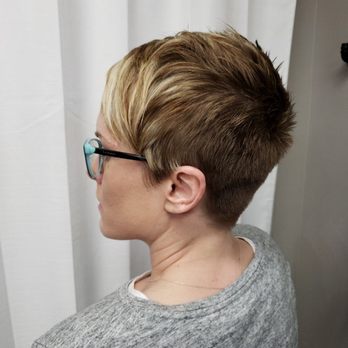 Elizabeth Boline Studio - Short textured styles - Hair Stylists Near Me - Woodbury, Minnesota Elizabeth Boline Studio - Short textured styles - Hair Stylists Near Me - Woodbury, Minnesota