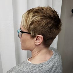 Elizabeth Boline Studio - Short textured styles