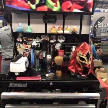 Barbers Edge - Gio collects ducks...it's a Jeep owner thing - Barbers Near Me - Jupiter, Florida Barbers Edge - Gio collects ducks...it's a Jeep owner thing - Barbers Near Me - Jupiter, Florida