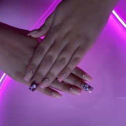 The Pink Spa And Lounge - Halloween nail art