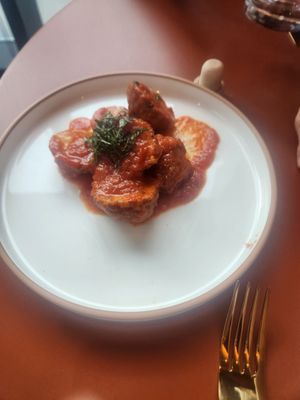 Tari Trattoria DC by null