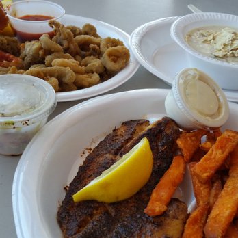 Stan's Idle Hour - grouper basket with tiny plastic cole slaw container - Seafood Near Me - Goodland, Florida Stan's Idle Hour - grouper basket with tiny plastic cole slaw container - Seafood Near Me - Goodland, Florida