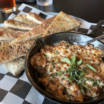 Long-Bell Pizza - Long-Bell Lb Signature Dip - Pizza Near Me - Lees Summit, Missouri