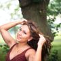Still Blooming-Portraits by Maria