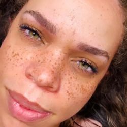 Brow Magic - Microblading