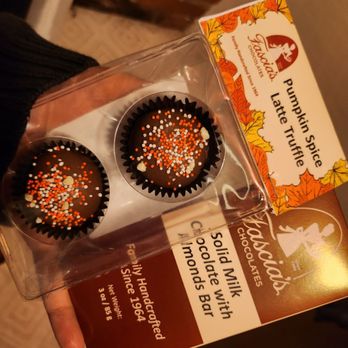 Fascia's Chocolates - Chocolatiers & Shops Near Me - Waterbury, Connecticut Fascia's Chocolates - Chocolatiers & Shops Near Me - Waterbury, Connecticut