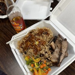 Suzzy's Island Twist - Large Jerk Pork. And Kola champagne!