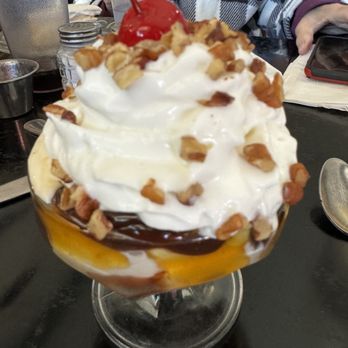 Old Mill Tasty Shop - Turtle sundae - Sandwiches Near Me - Wichita, Kansas Old Mill Tasty Shop - Turtle sundae - Sandwiches Near Me - Wichita, Kansas