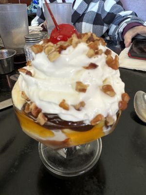 Old Mill Tasty Shop by null