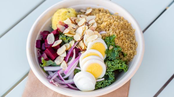 The Hive Superfood Eats & Organic Cafe - Santa Monica by null