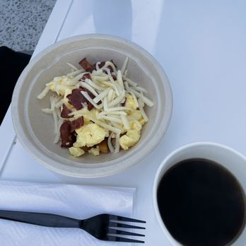 Nature’s Table - Skycenter - a plate of food and a cup of coffee - Juice Bars & Smoothies Near Me - Tampa, Florida Nature’s Table - Skycenter - a plate of food and a cup of coffee - Juice Bars & Smoothies Near Me - Tampa, Florida