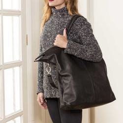 Blit Bags - MANOU IN BLACK LEATHER