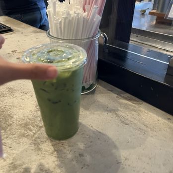 Liquid Leaf - 32oz Iced Matcha Latte - Coffee & Tea Near Me - Murrieta, California