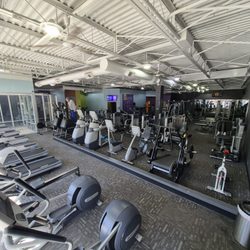 Anytime Fitness - Cardio Equipment