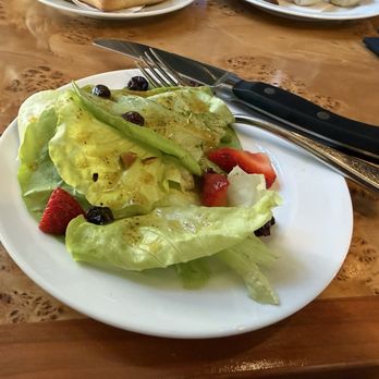 Le Beef - Artisan salad - French Near Me - Plano, Texas