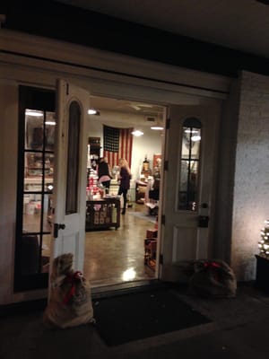 White's Mercantile 12 South by null