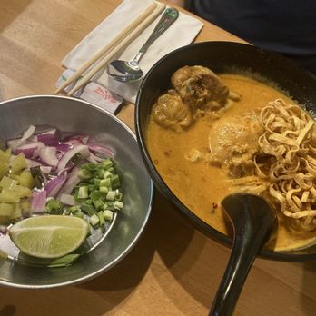 Too Thai Street Eats - Thai Near Me - Carrollton, Texas