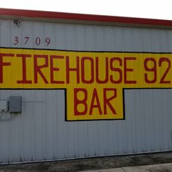 Firehouse 92 Bar - Live bands on select nights