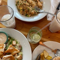 La Hacienda - Caesar salad. w chicken  Chaufa de Carne o pollo Ceviche