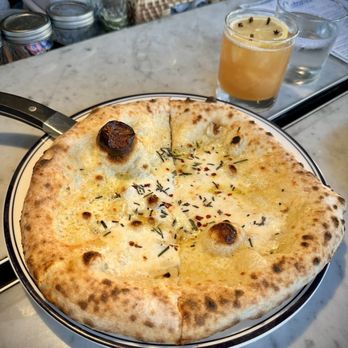Catania - Pizza Focaccia with burrata - Pizza Near Me - San Diego, California Catania - Pizza Focaccia with burrata - Pizza Near Me - San Diego, California