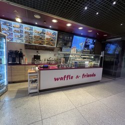 Waffle & Friends